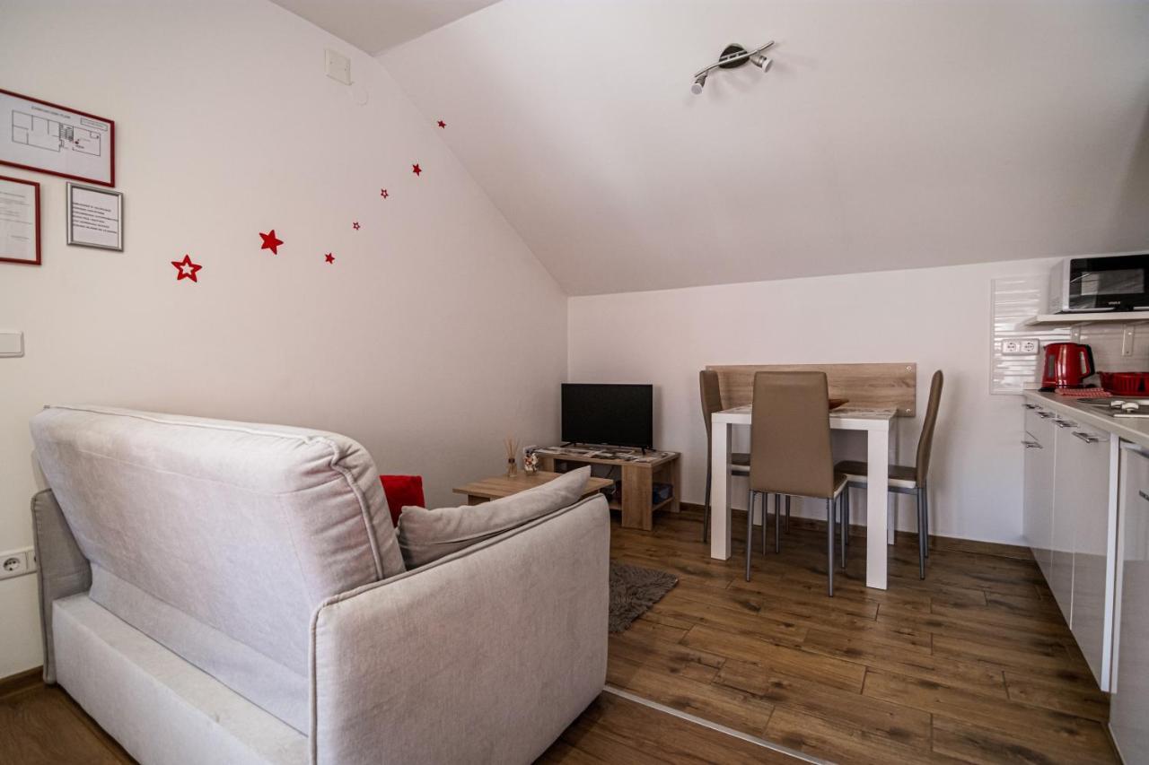 Sunny Day Apartments Sveta Nedjelja  المظهر الخارجي الصورة