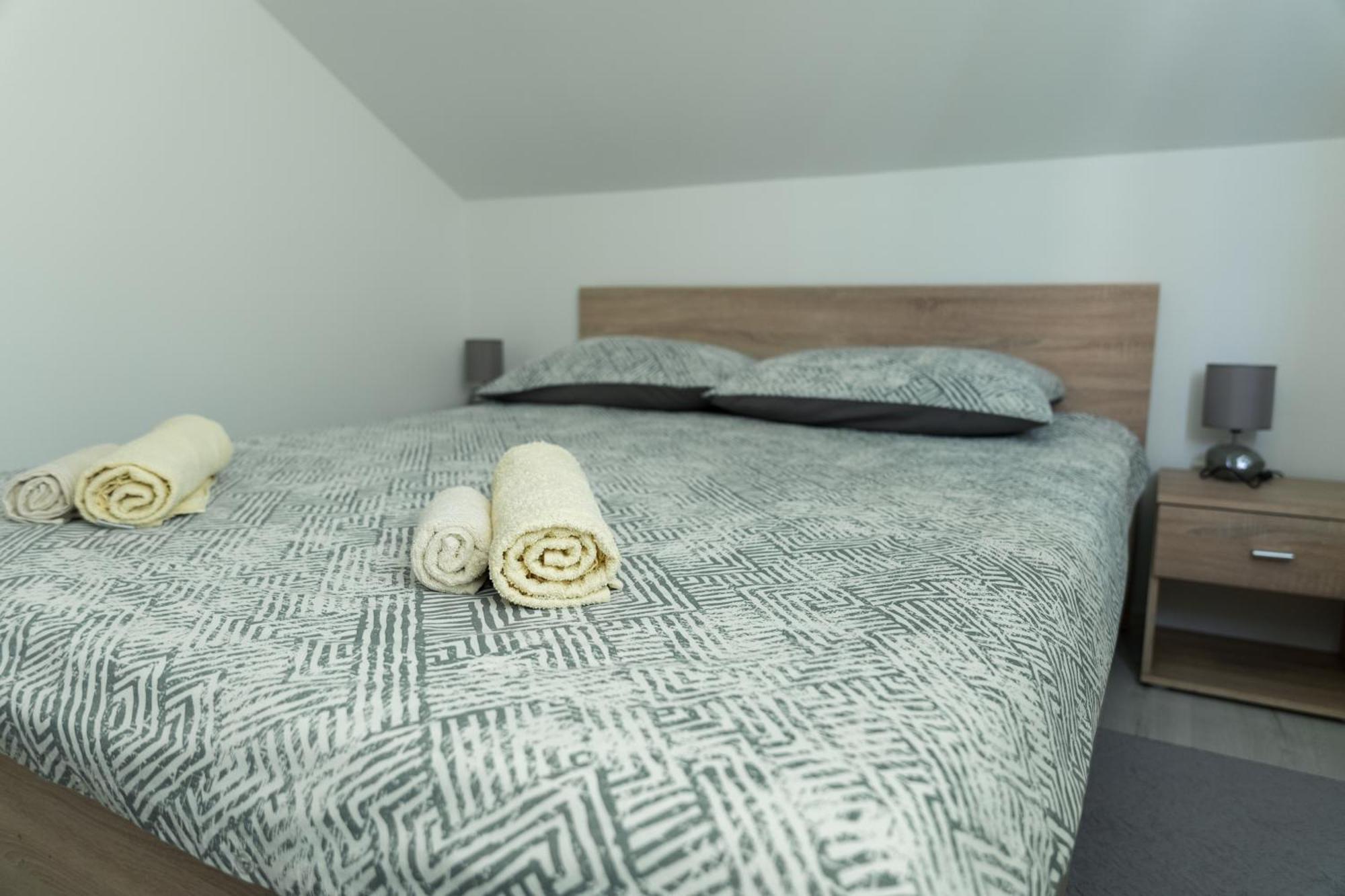 Sunny Day Apartments Sveta Nedjelja  المظهر الخارجي الصورة